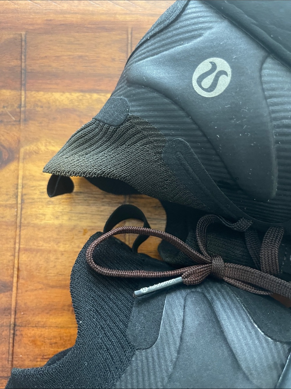 Lululemon Athletica Black High-Top Sneakers size 8 - Picture 11 of 11